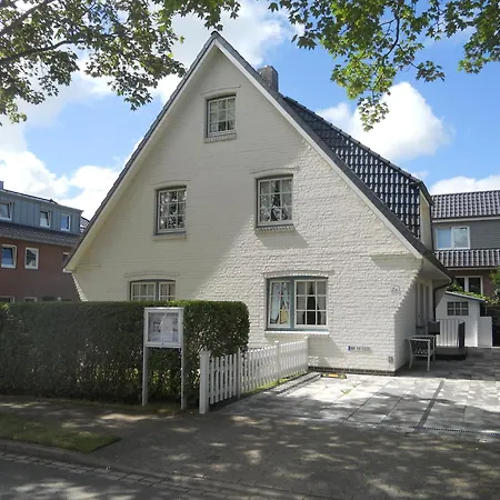 Apartment Sieck 02 Og, Halligweg *